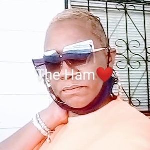 Meet your Posher, Edith